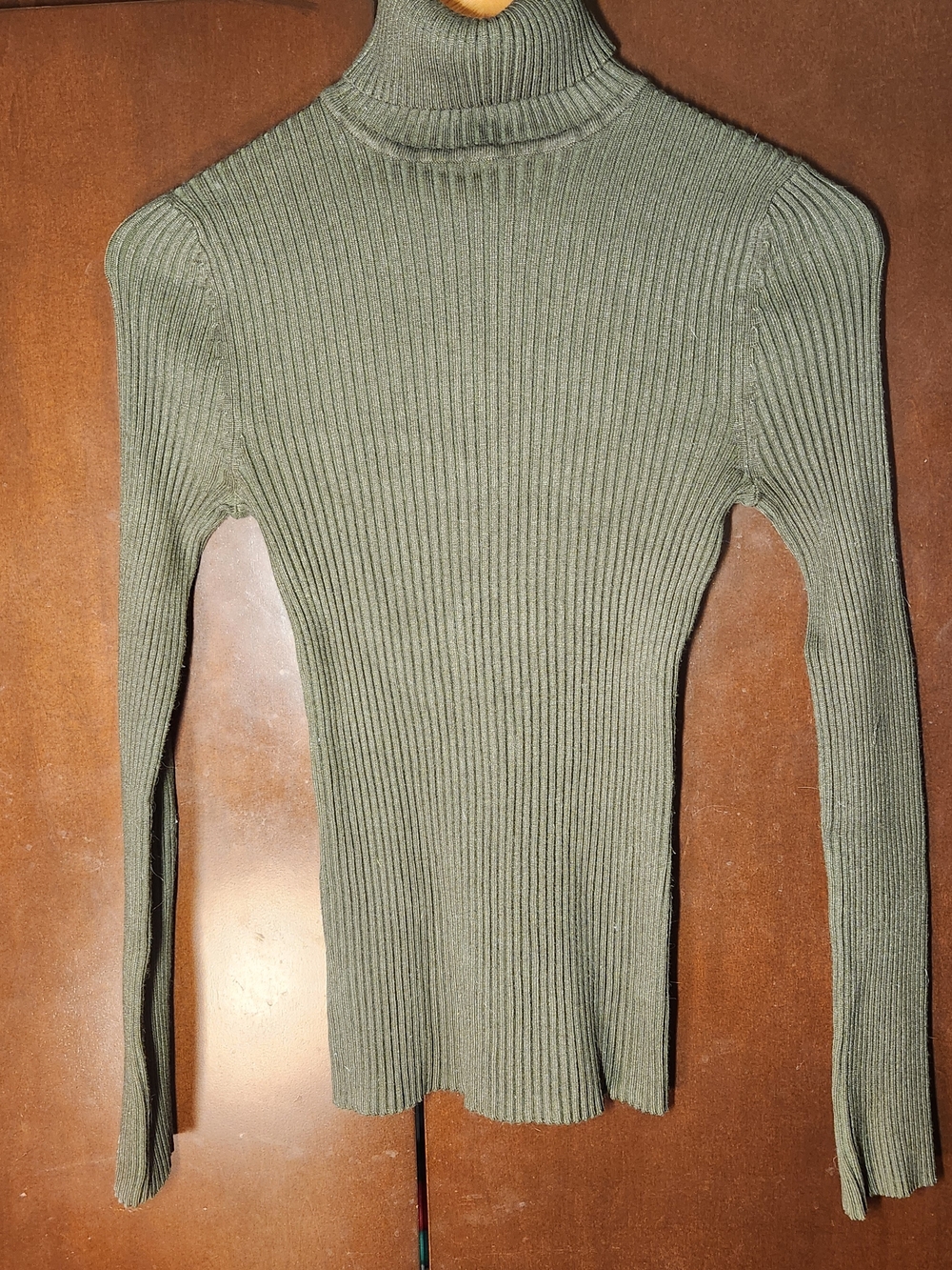 Women's Ribbed Turtleneck Long-Sleeve Top - Olive Green Size Medium